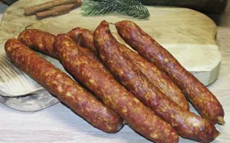 Kiełbasa wiejska krucha