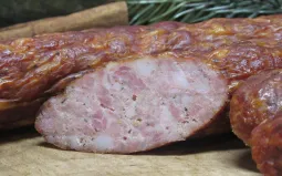 Kiełbasa wiejska krucha
